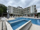 Onyx Hotel, Kiten