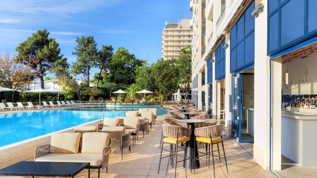 Four Points by Sheraton (ex.Globus Hotel)