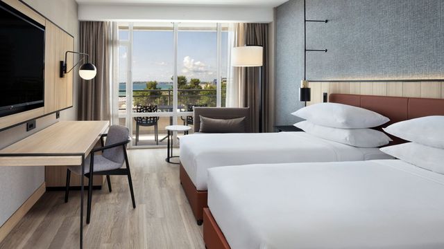 Four Points by Sheraton (ex.Globus Hotel) - double/twin room luxury