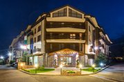 Green Wood Hotel